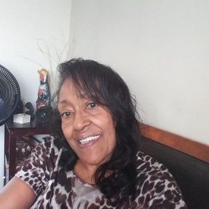 Meet your Posher, Carla